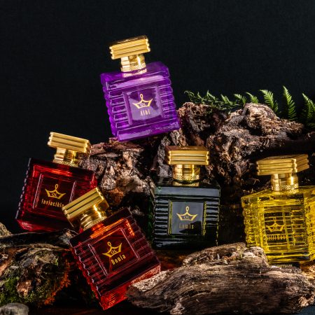 How To Apply Fragrances Women